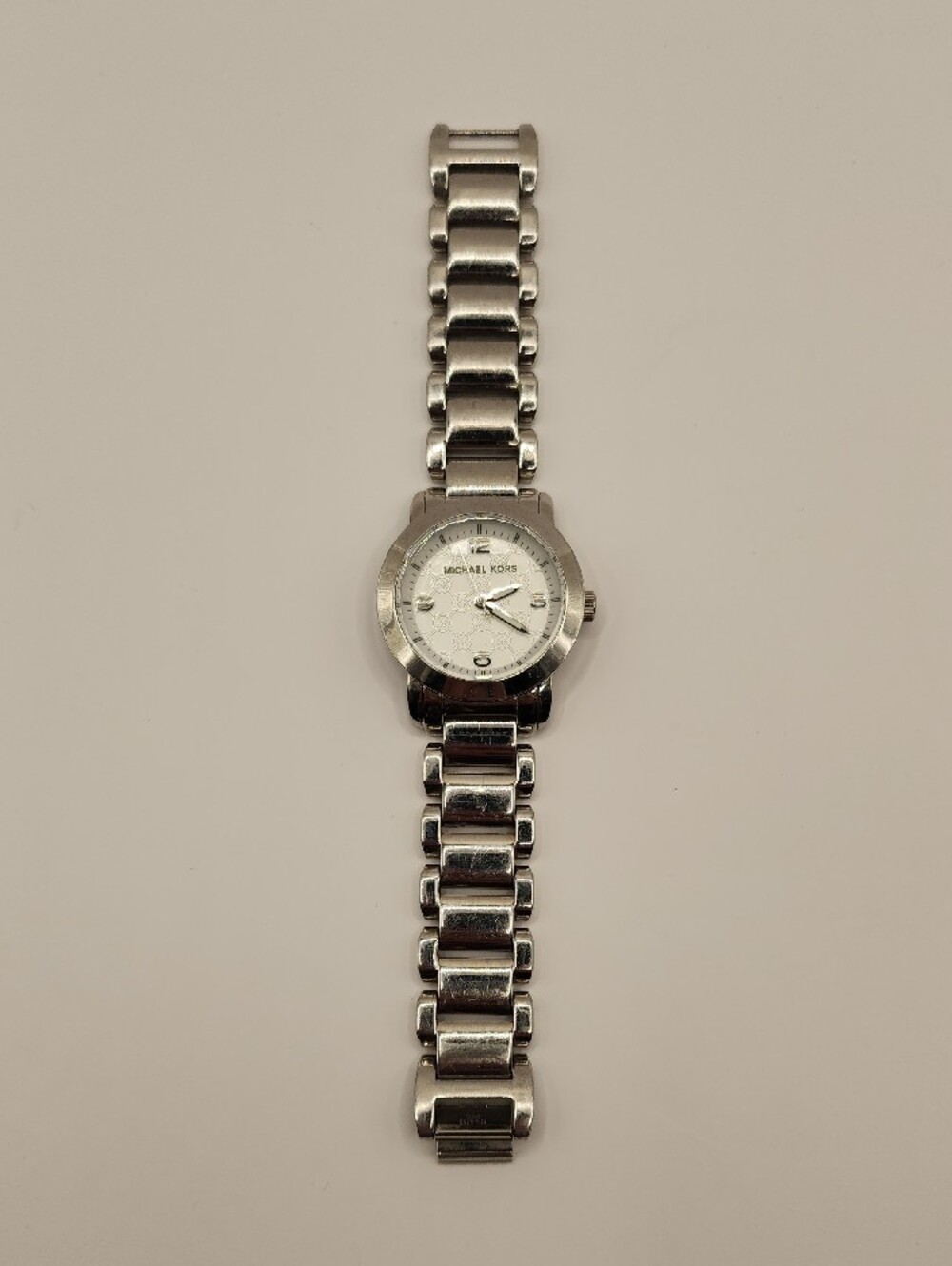 Michael Kors Silver Women's Stainless Steel Bracelet Watch with White Dial - Picture 4 of 5